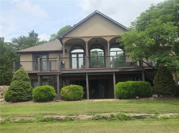 24858 Columbia Rd, Paola, KS 66071