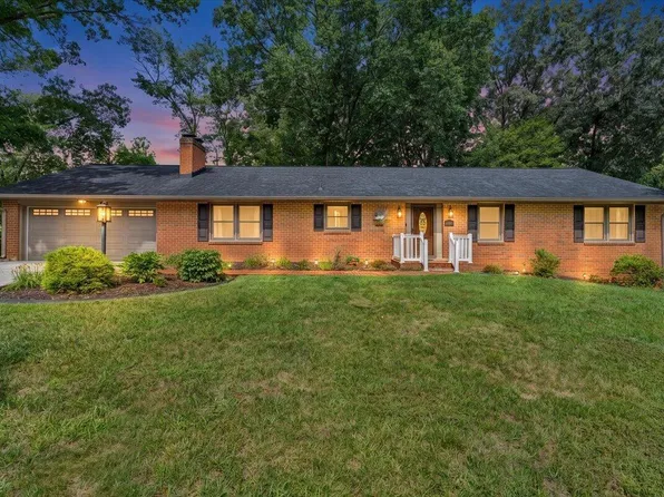 1903 Maylin Dr, Salem, VA 24153