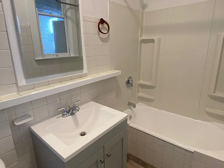 1514 W Wilson Ave #3R — Photo 12