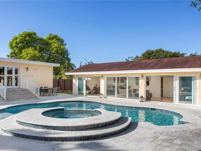 8125 SW 26th St, Miami, FL, 33155