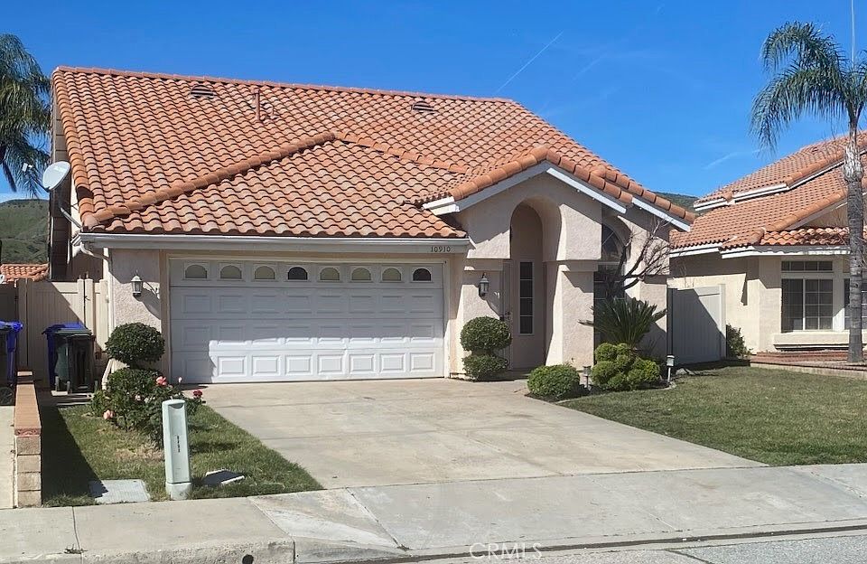 1st image of 10910 Sunnyside Dr