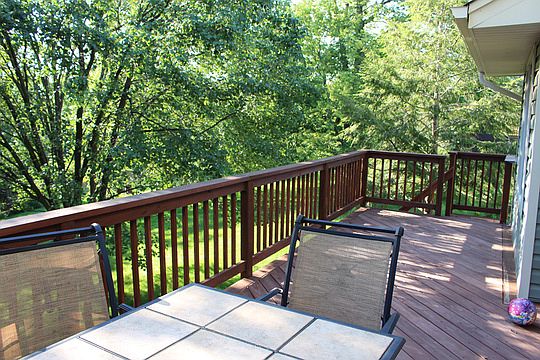 2nd image of 20267 Lakeview Dr