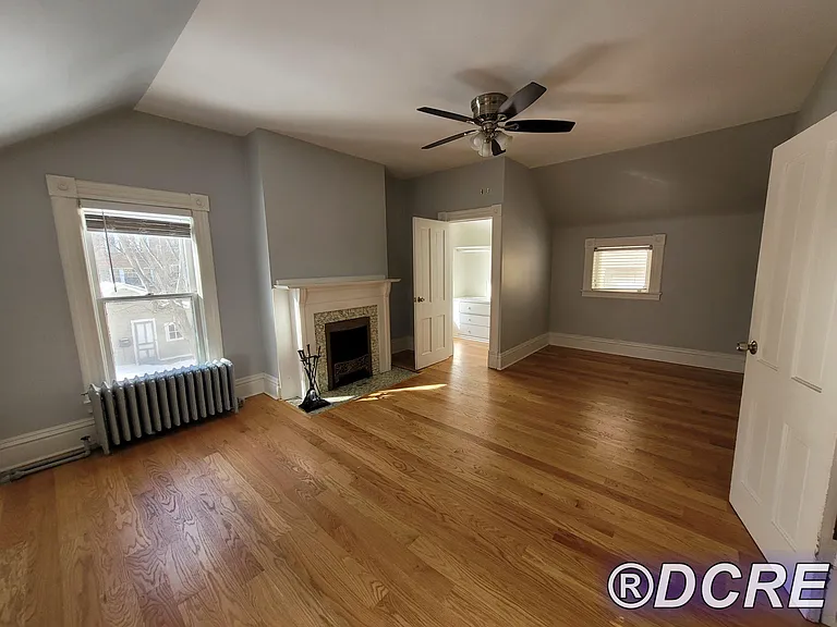 822 Michigan Ave — Photo 14