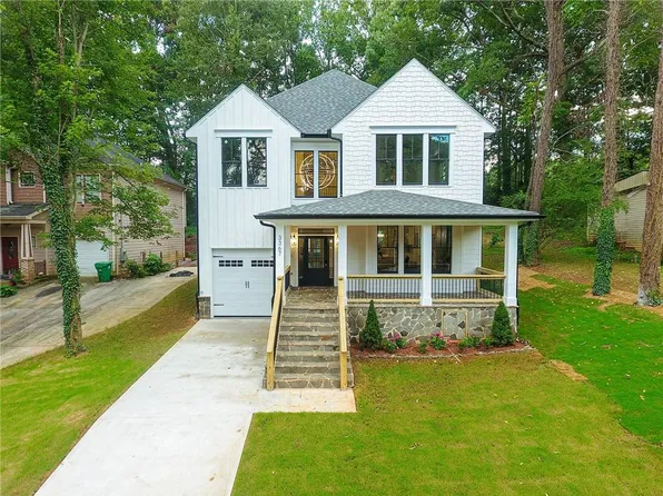 3367 Lawrence St, Scottdale, GA 30079