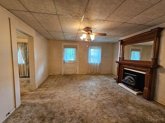 4th image of 2709 Montana Ave