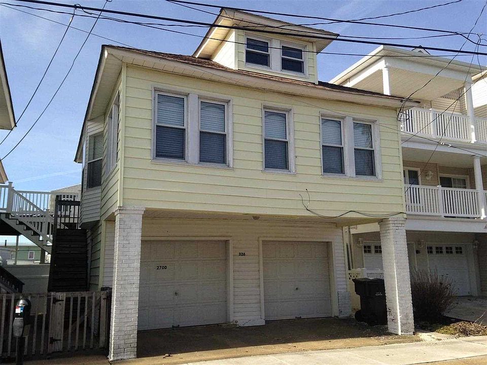 1st image of 326 E Juniper Ave
