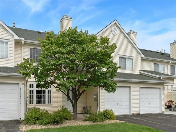 472 Aqua Cir, Lino Lakes, MN 55014