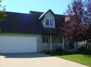 5219 9th Ave N, Grand Forks, ND 58203