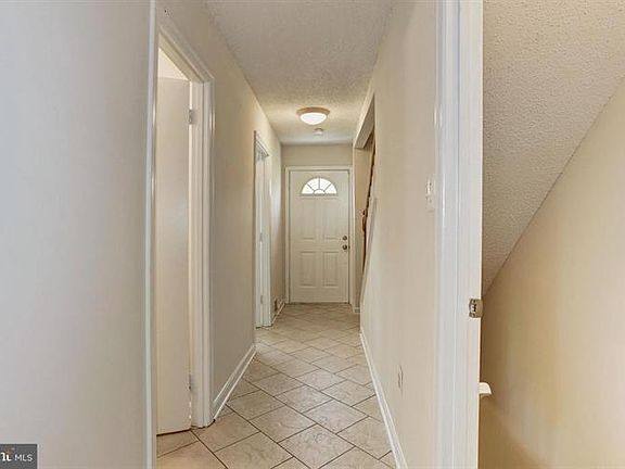 4th image of 3071 Tecumseh Ct