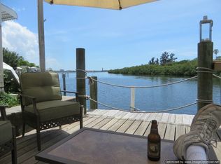 183 Jet Dr, Palmetto, FL 34221