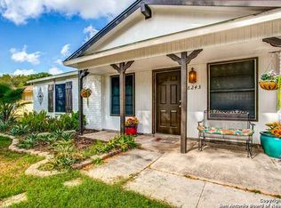 8243 Glen Lark, San Antonio, TX 78239