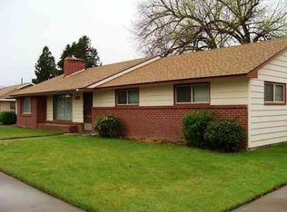 523 S 15th St, Sunnyside, WA