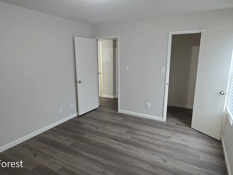 17831 N 40th St #1 — Photo 2
