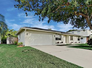 4723 Lodestone Dr, Tampa, FL 33615