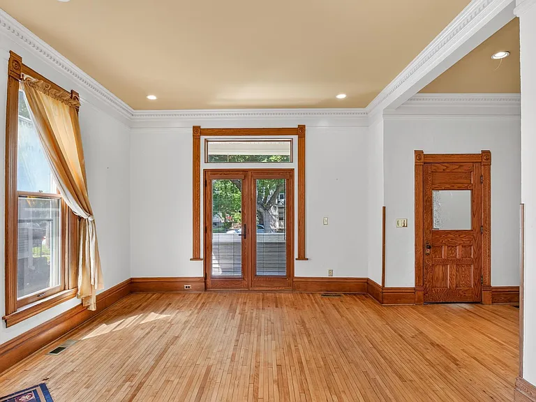 2735 Emerson Ave S #1 — Photo 6