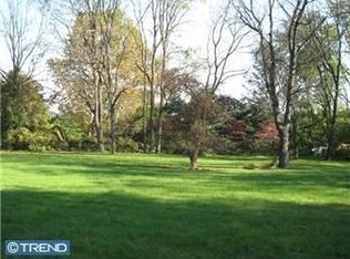 711 Hunt Ln, Flourtown, PA 19031