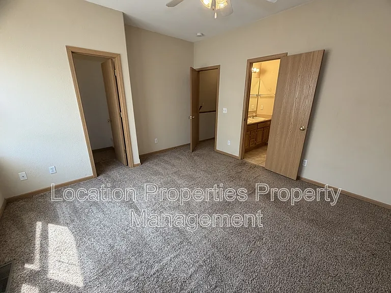2201 Westdale Rd #C12 — Photo 28
