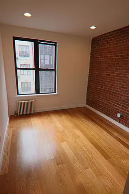 Rented by PMG Real Estate  | media 18