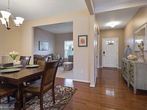 2nd image of 206 Parker Dr