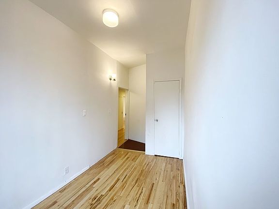 5th image of 590 6th Ave #B