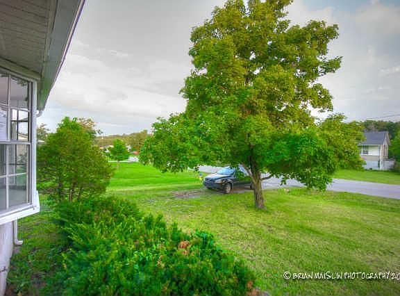 5th image of 61 Cedar Creek Dr