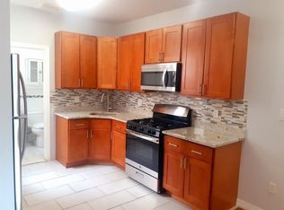561 Wyona St #1F, Brooklyn, NY 11207