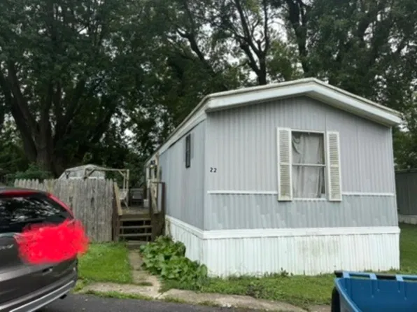 4462 E 1251st Rd Trailer 22, Earlville, IL 60518