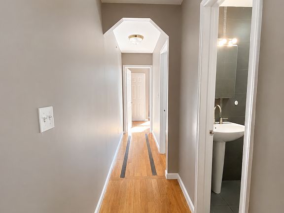 3rd image of 53 Furman Ave #3R
