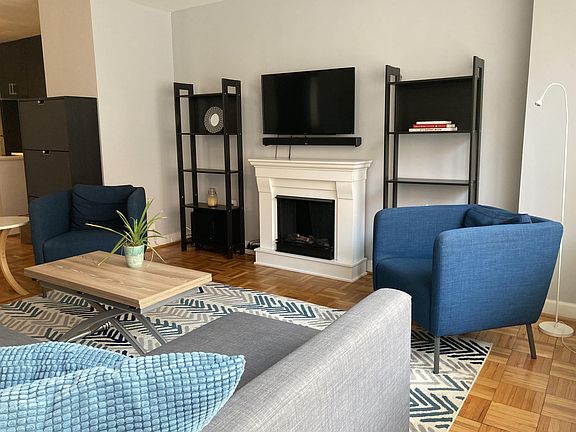 5th image of 1111 Arlington Blvd APT 331