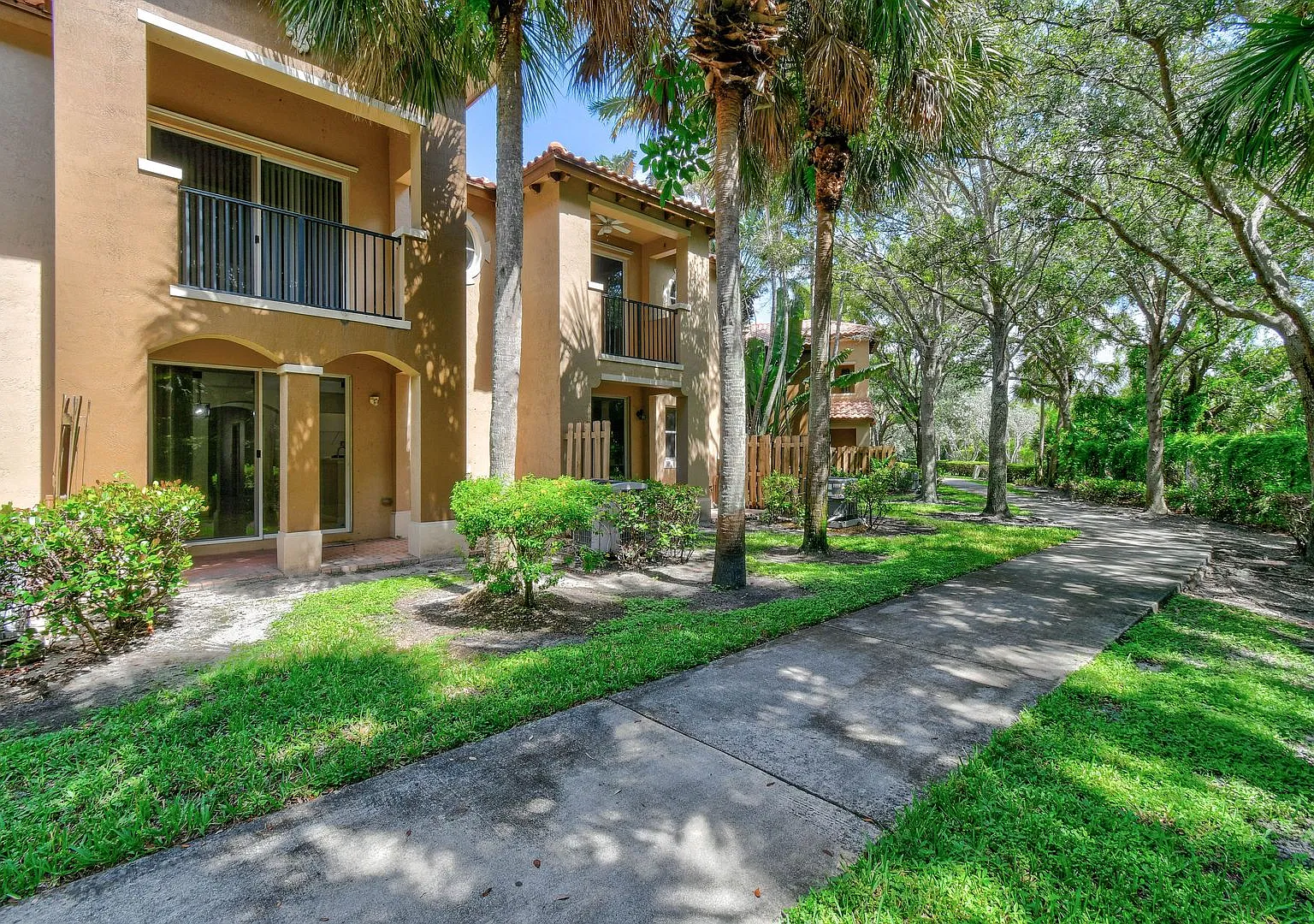 Limited Time offer... First Month & Security Deposit to move in! — Photo 2
