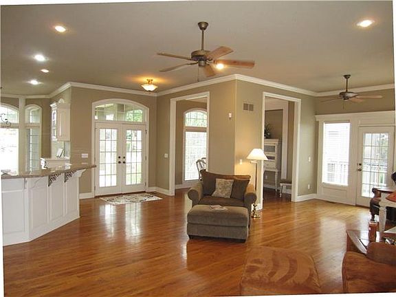 5th image of 9601 Dodgion Ct