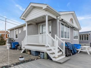 220 W Bayview Dr, Lavallette, NJ 08735