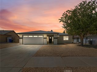 14174 Rivers Edge Rd, Helendale, CA 92342