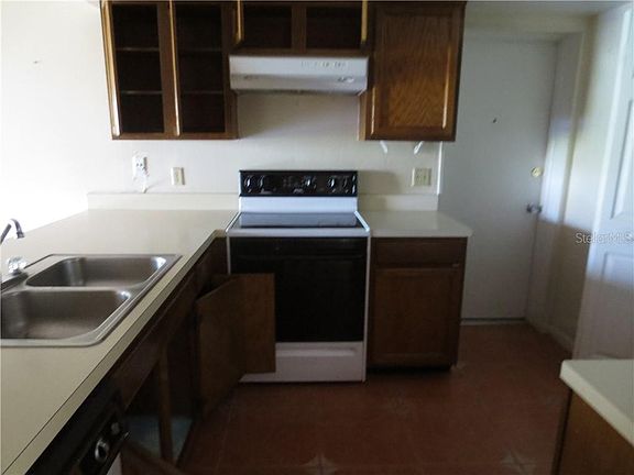 5th image of 4461 Pinebark Ave #3