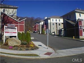 3rd image of 23 Scuppo Rd APT 2-8
