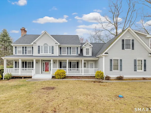 28 Osprey Drive, Seymour, CT 06483