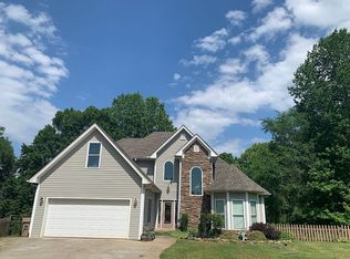 1065 River Bluff Dr, Winder, GA 30680