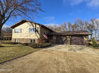 16669 455th Ave, Watertown, SD 57201