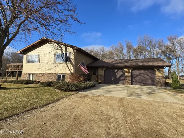 16669 455th Ave, Watertown, SD 57201