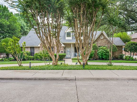 2nd image of 1000 Balfour Dr