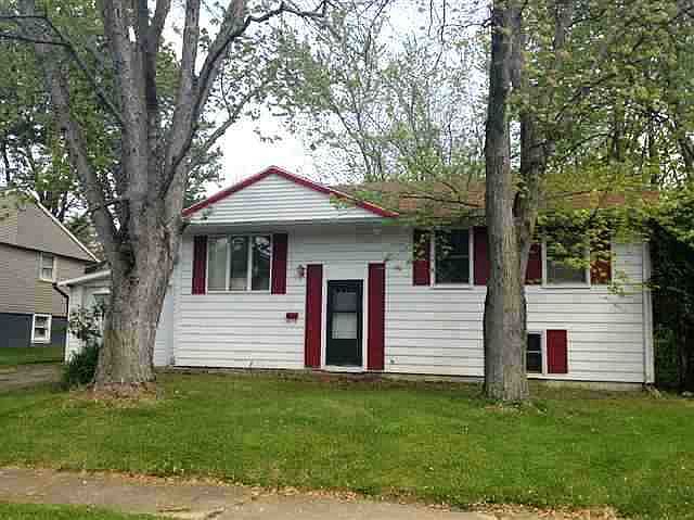 1st image of 623 Airedale Dr