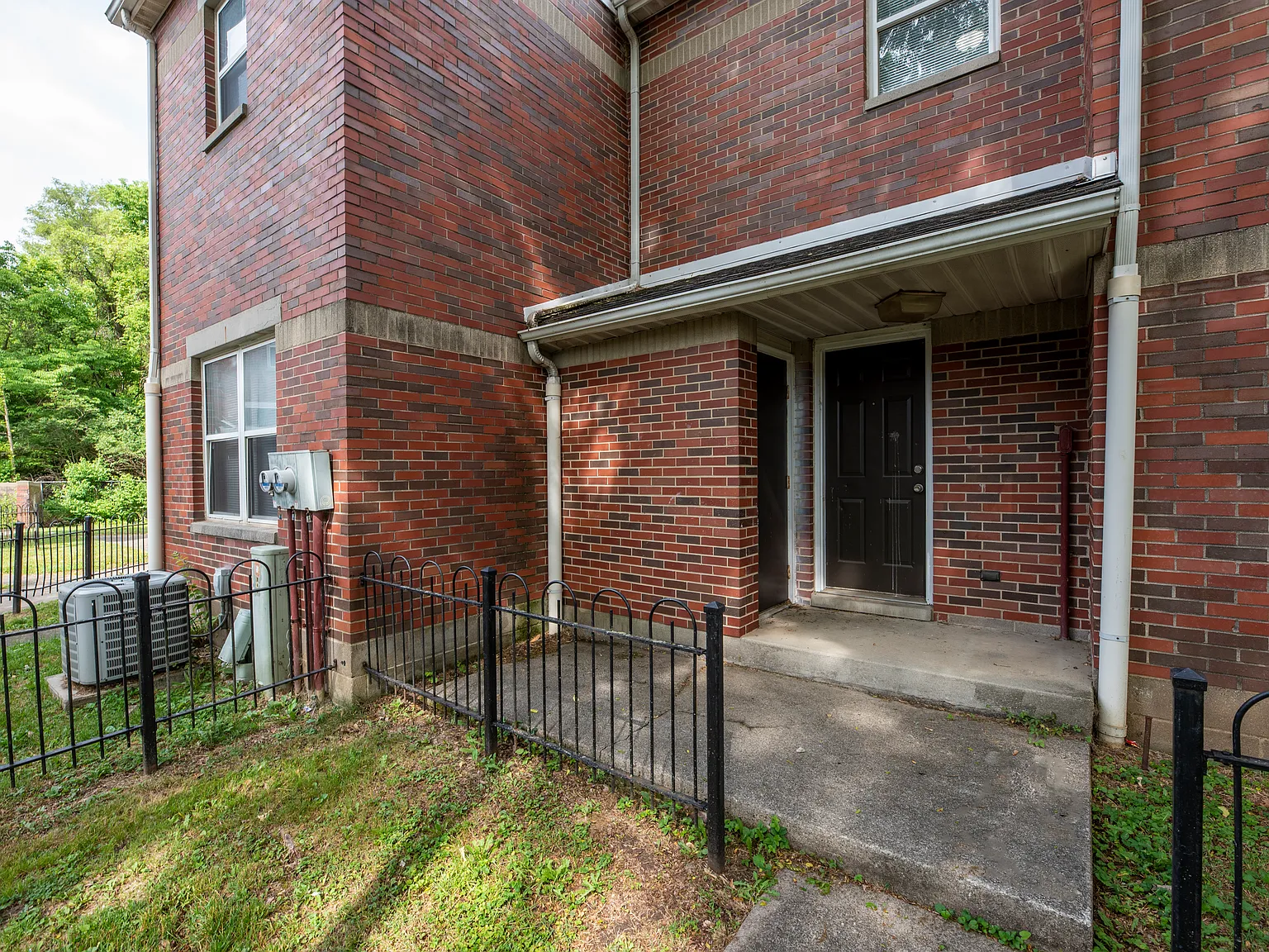 Scioto Townhomes — Photo 2