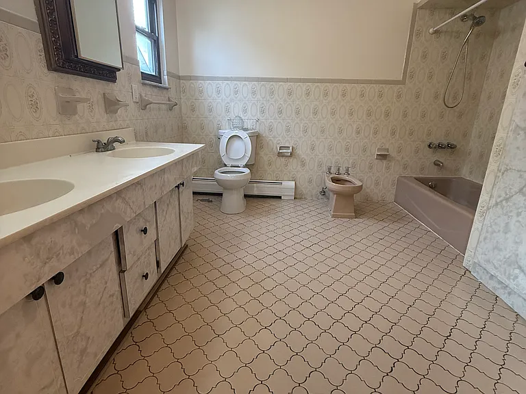 Attached full bath