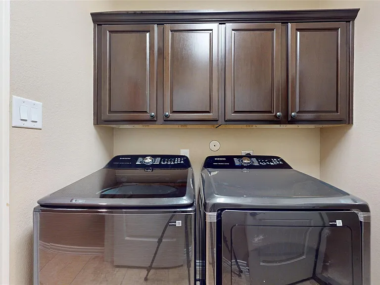 12314 Meadow Breeze Dr — Photo 43