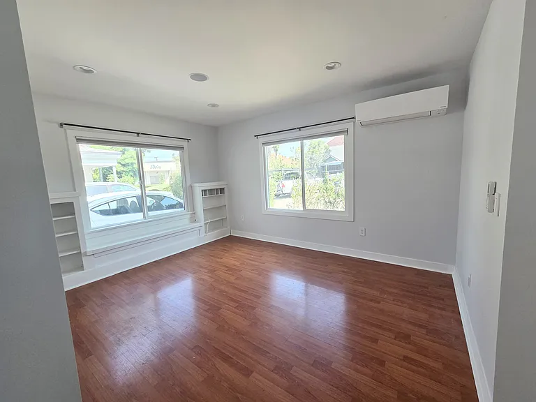1500 S Glendale Ave #19 — Photo 2