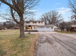 3430 Blue Lake Dr, Flint, MI 48506