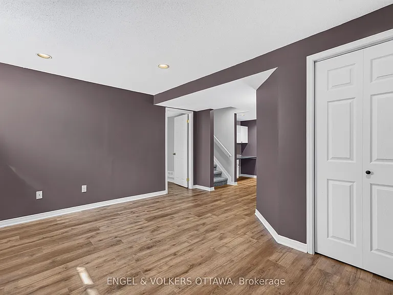 2123 Esprit Dr — Photo 40