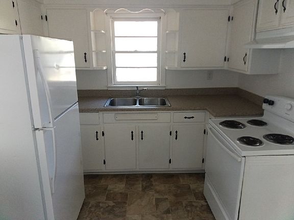 2nd image of 3309 10th St