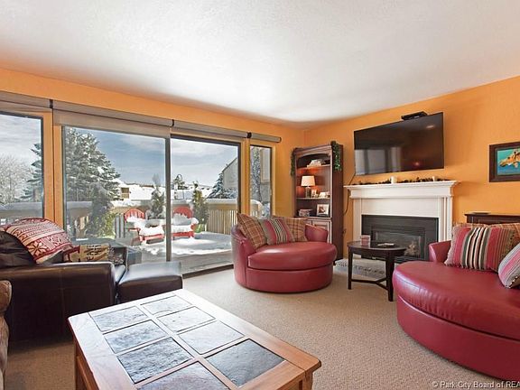 4th image of 109 Davis Ct #109
