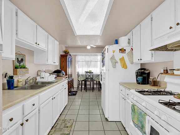 5th image of 9828 Lilly Dr